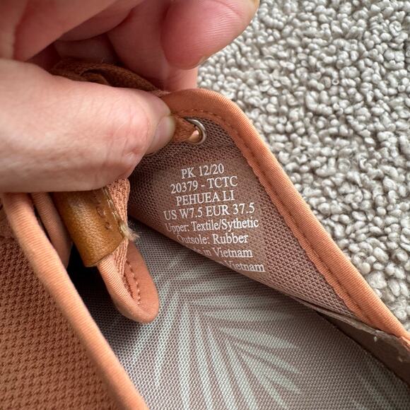 Olukai Women's Pehuea Li Toasted Coconut Size 7.5 - Picture 4 of 10